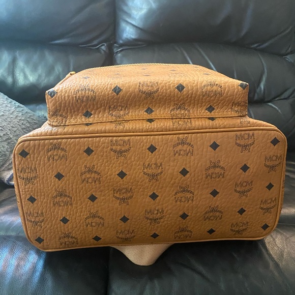 Large Cognac MCM Bag - Picture 4 of 7